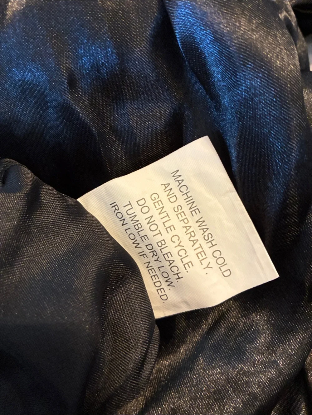 Natori Shiny Black Satin Sheet set Queen NWOT